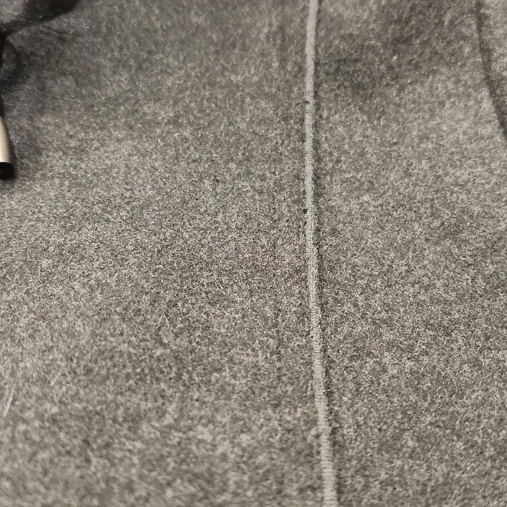 Fearless Cropped Jacket  – Charcoal Gray Faux Fur Hood, Zip Up, Womens. Medium